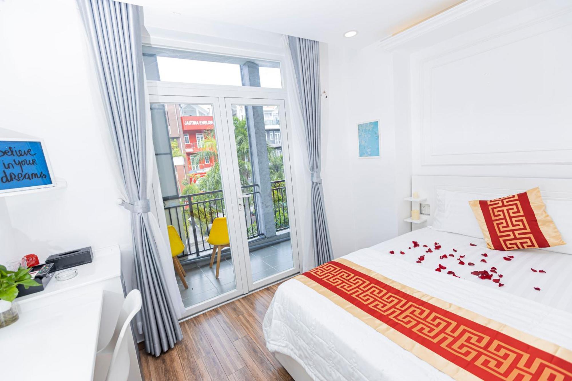Phu Gia 99 Duong D1, Kdc Him Lam, Tan Hung, Quan7 Hotel *