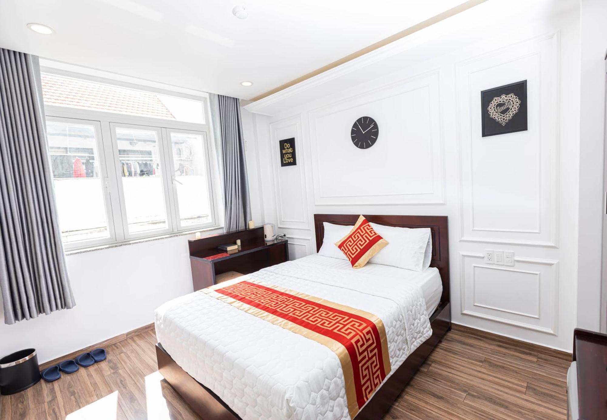 Hotel Phu Gia 99 Duong D1, Kdc Him Lam, Tan Hung, Quan7