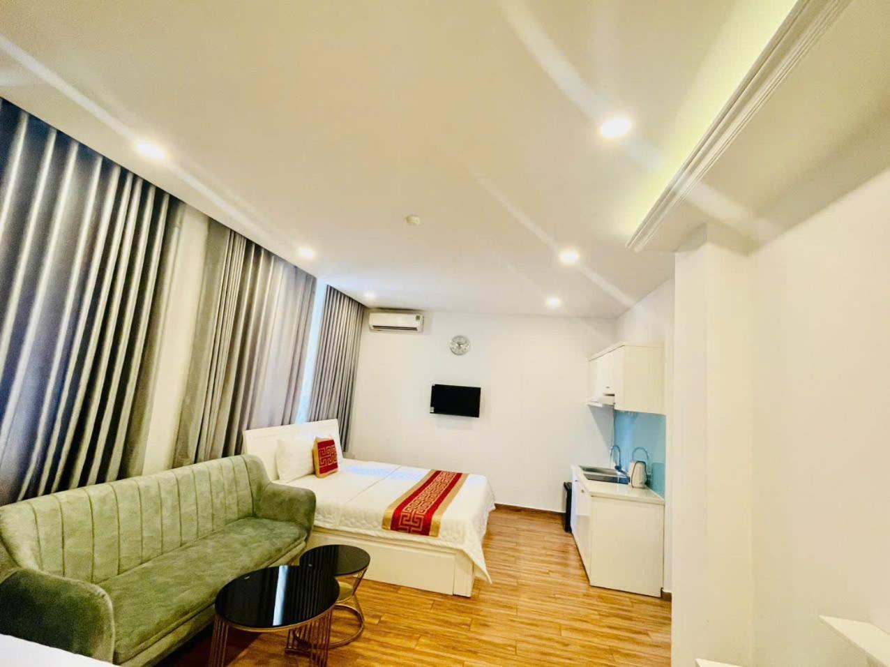 Khách sạn Phu Gia 99 Duong D1, Kdc Him Lam, Tan Hung, Quan7 *